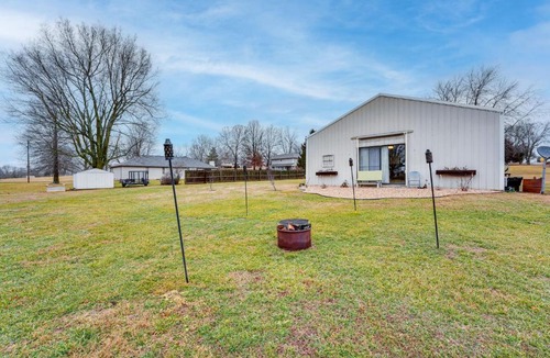 Nixa Apartment | Missouri Couple's Retreat: 'Shouse' w/Patio, Yard