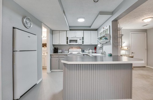 Nixa Apartment | Missouri Couple's Retreat: 'Shouse' w/Patio, Yard