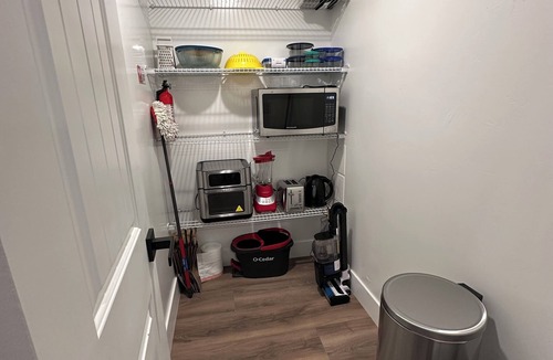 Sugar House Apartment | Modern 1BR Retreat Near Sugar House & Downtown