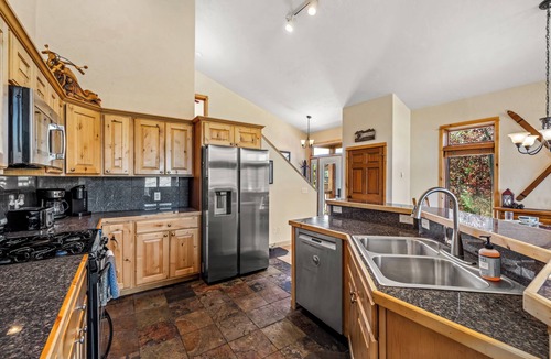 Steamboat Springs House | Modern 3BR Townhouse with Beautiful Views 1087