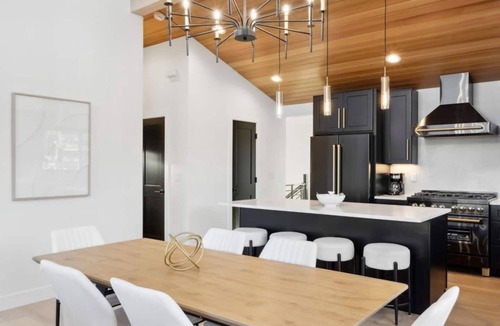 Bailey Cabin | Modern Escape with Hot Tub and Scenic Views