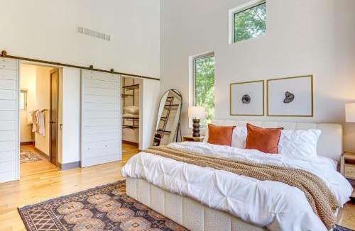 Bucyrus House | Modern Home with shipping Container Pool