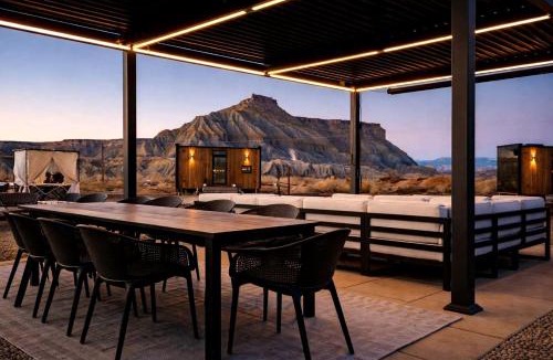 Torrey House | Modern Mirror Cabin Retreat with Stargazing & Desert Views near Capitol Reef, Torrey Utah