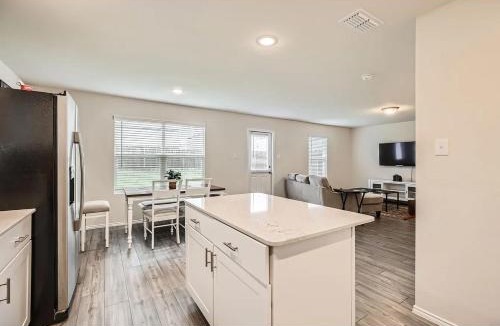 Forney House | Modern Retreat with Private Office
