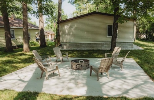Shawano House | Mooseyard Lodge