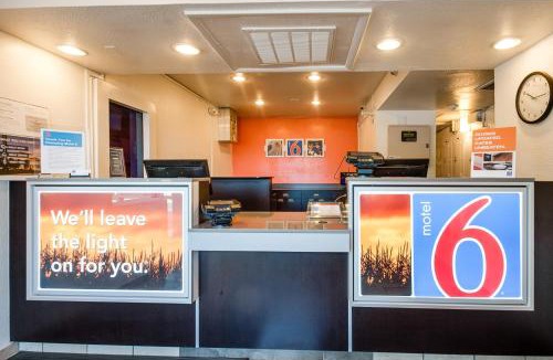 Lenexa Hotel | Motel 6-Lenexa, KS - Kansas City Southwest