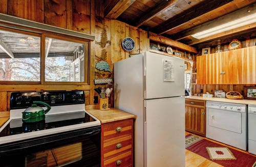 Estes Park Cabin | Mountain Cabin Spectacular Views of Longs Peak.