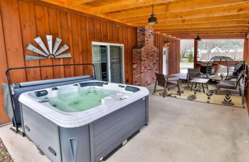 Windham House | Mountain Cabin with Scenic Views and Hot Tub
