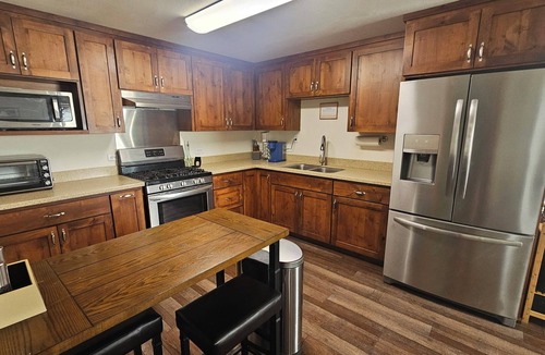 Cody Cabin | Mountain Crest Cabin - Cozy Lodging, Close to Cody