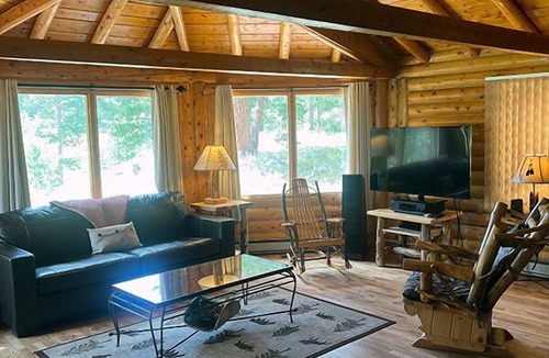 Allenspark Cabin | Mountain Masterpiece - Beautiful cabin on 2.2 acres at Wildbasin