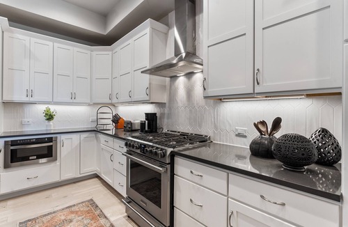 Loveland House | Mountain View Townhome~ Pickleball & Putting Green