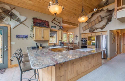 Creede Cabin | Mountain Views - Endless Thrills - Secluded - ATVs