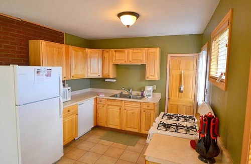 Estes Park Cabin | Mt. Meeker - 2 bedroom cabin with summer pool