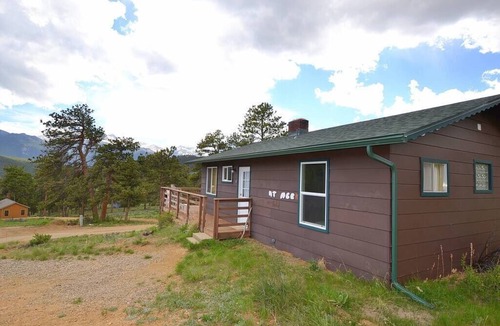 Estes Park Cabin | Mt. Meeker - 2 bedroom cabin with summer pool