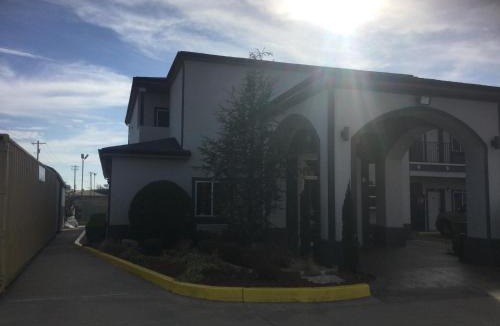 Muskogee Hotel | Muskogee Inn and Suites
