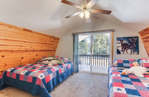 Meadow View Heights Cabin | Nature Lover’s Retreat! Family Duck Creek Cabin