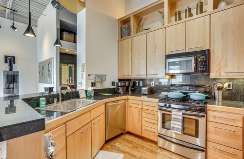 Eagle House | Near Trail: Dtwn Eagle Ranch Condo w/Balcony