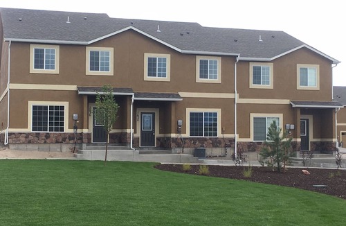 Colorado Springs House | New 3 Bed/2 bath Park facing Townhome