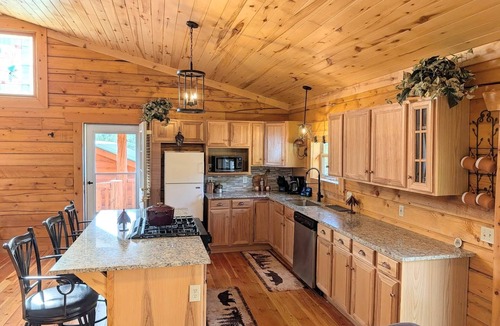 Villa Grove House | NEW Klondike Cabin, Saguache CO