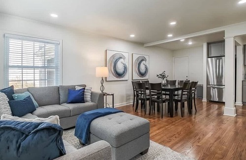 West Plaza House | New Listing! 4 Bdrm Plaza Charmer! Pet Friendly!