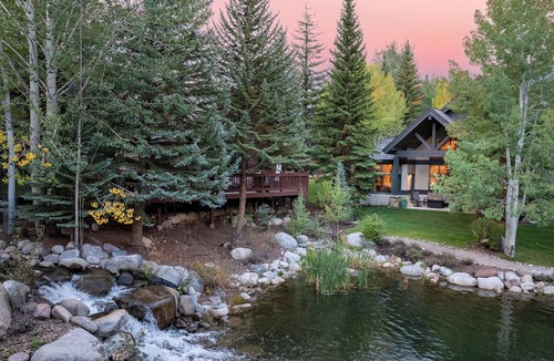 Edwards Cabin | New Listing! Arrowhead Luxury Home | Private Pond | Fire Pit + Pool Table