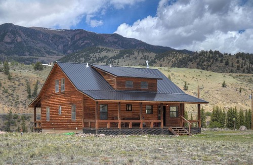 Creede Cabin | New Listing! Remodeled Mountain Cabin | OHVs Welcome | Views of Bristol Head