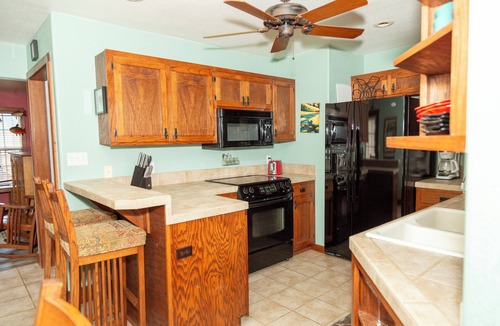 Creede House | New Listing! The Dusty Rose Inn | Victorian-Style | Main St Stay