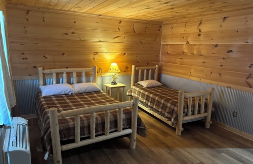 Elk County Hotel | New Lodge just outside of the town of Moline