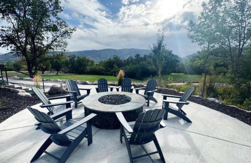 Wolf Creek House | New Scenic Garden of Eden Golf View