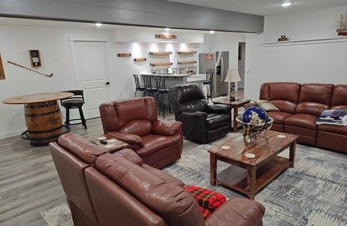 Manhattan House | Newer No-Pet No-Smoking home in quiet family neighborhood Manhattan, KS