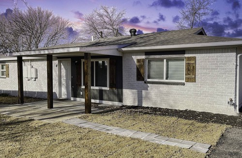 Owasso House | Newly remodel home 2BD/2BATH, 15min to dwtn Tulsa.