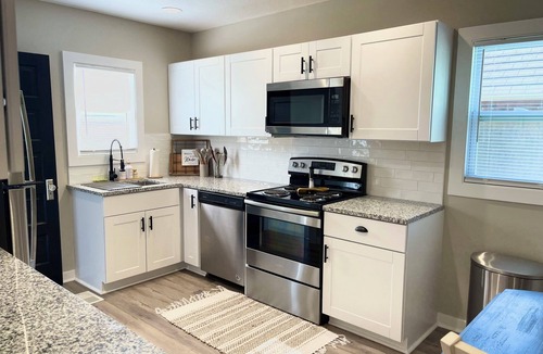Wa Keeney House | Newly renovated upper floor!