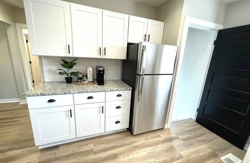 Wa Keeney House | Newly renovated upper floor!