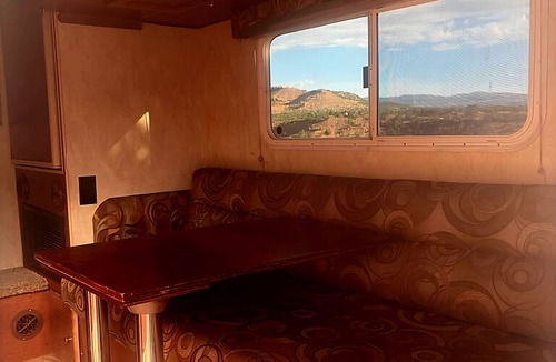 Fruitland House | Northern Stargazing Mountain Haven, Scenic & Peaceful views 2-BR R/V with AC!