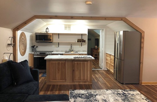Tomahawk House | Northwoods waterfront upper one bedroom unit on the Spirit River Flowage.