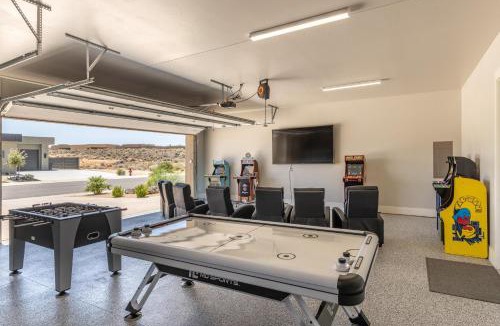 St. George House | Oasis On The 9th