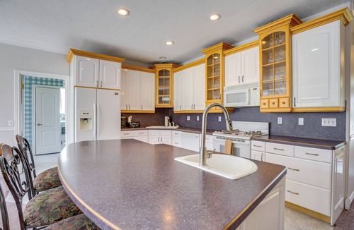 Clearfield House | Office, Fire Pit, Deck! Large Rental Near Hill AFB
