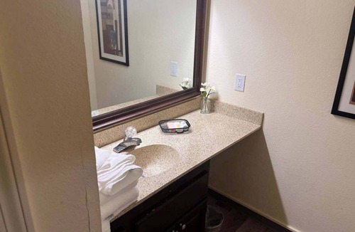 Greenwich Apartment | One Bedroom, First Floor.