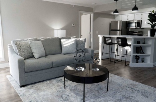 Greenwich Apartment | One Bedroom, First Floor