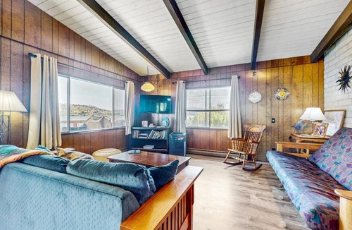 Chelan House | Our View Point