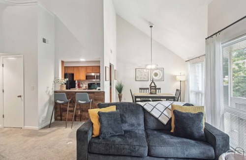 Overland Park Condo | Overland Park Condo, Close to Lakes & Parks!