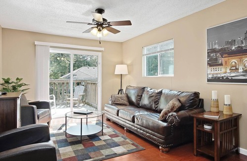 Lenexa House | Overland Park ( I 35, Hwy. 69, and 87 th St. )