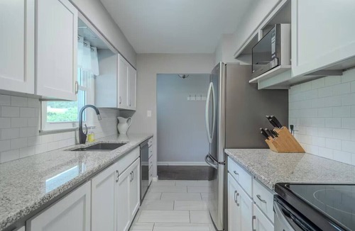 South Central Omaha House | Pacific Place | Comfort and Convenience in Central Omaha
