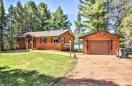 St Germain House | Paradise Lakeside Cabin on Lost Lake (Lost Paradise)