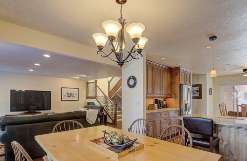 South Snyderville Basin House | Park West Town Home 1676 4 Bedroom 3.5 Bath with Private Hot Tub