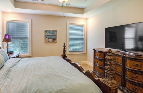 Waldron House | Parkville Vacation Rental Near Creekside Complex!