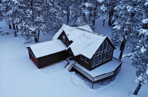 Angel Fire Cabin | Peace of the Mountains- Rest, Relax, and Enjoy