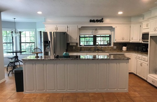 Moodys House | Peaceful 5-bedroom house in charming Tahlequah just 3 minutes from town