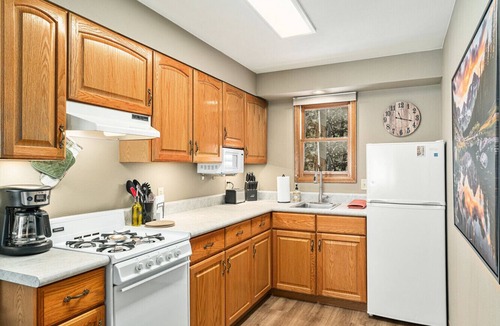 Estes Park Cabin | Peaceful Riverfront Cabin Evergreen A