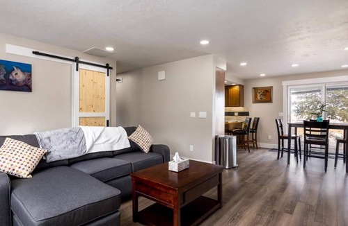 Mountain Home House | Peaceful, Spacious home with mountain view.